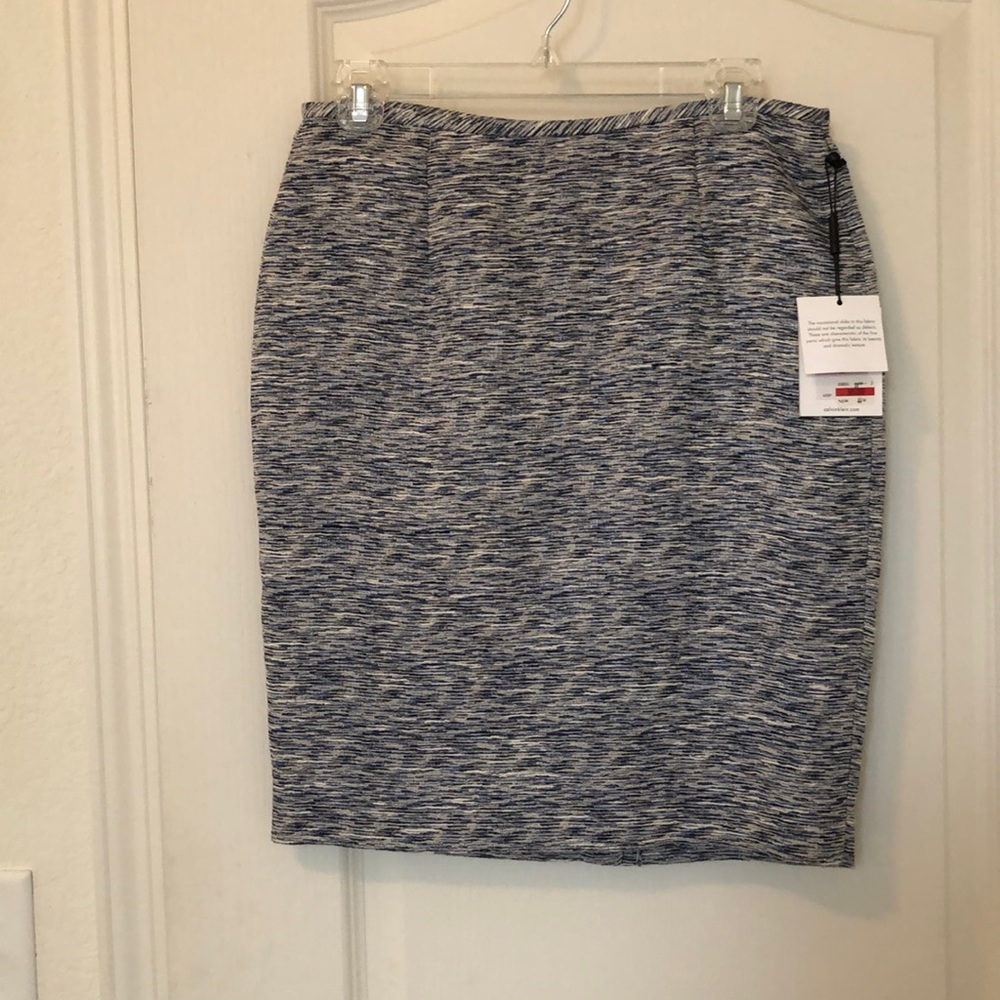 New with tags, Calvin Klein skirt, 6P, blue, black and off white weave